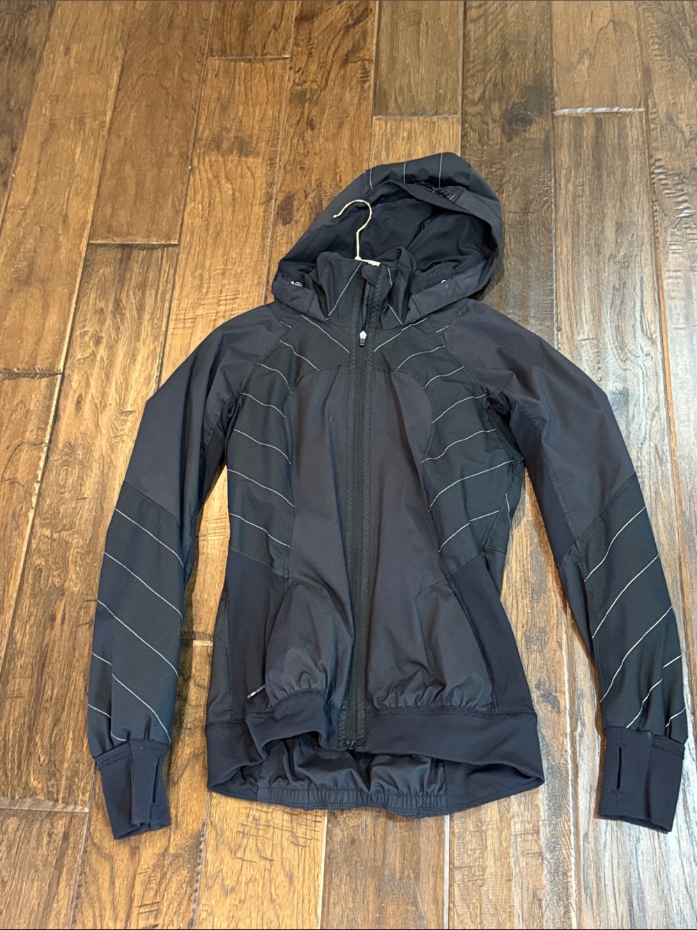 Lululemk. Women’s Black Hooded Performance Jacket